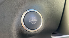 Volvo XC40 2.0 B4P Ultimate Dark 5dr Auto Petrol Estate